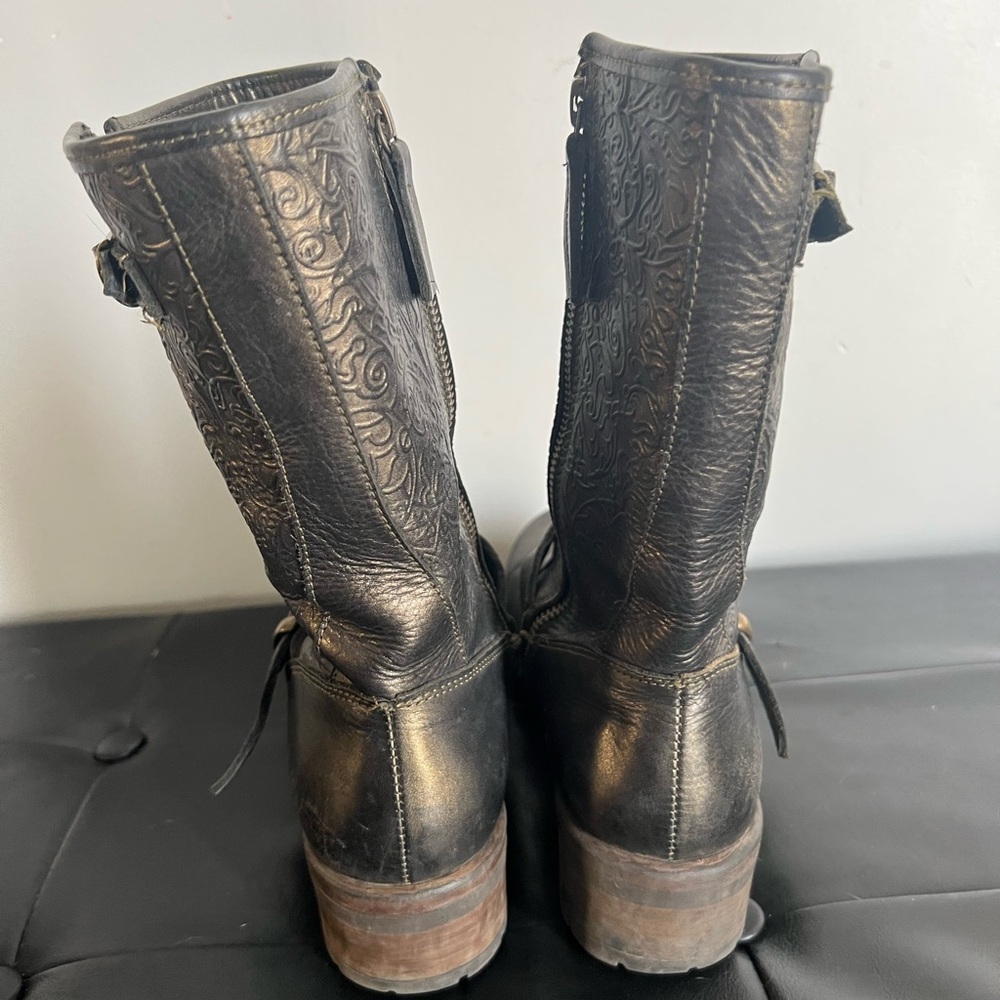 Bueno Metallic Embossed Leather Boots - Picture 4 of 5